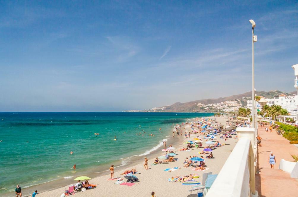 Casa Playa Torrecilla Villa Nerja Dış mekan fotoğraf
