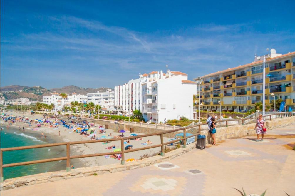 Casa Playa Torrecilla Villa Nerja Dış mekan fotoğraf